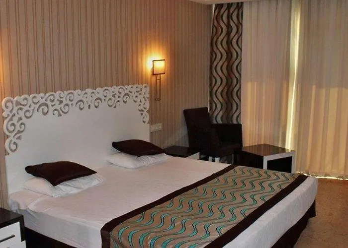 Horus Paradise Resort Side